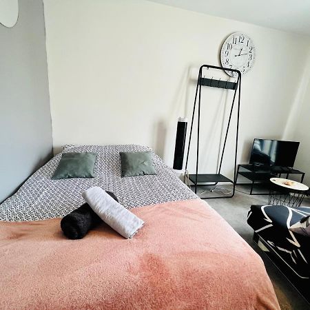 Le Gousselot Parking Metz Pompidou Un-Sejour-A-Part Apartment Екстериор снимка