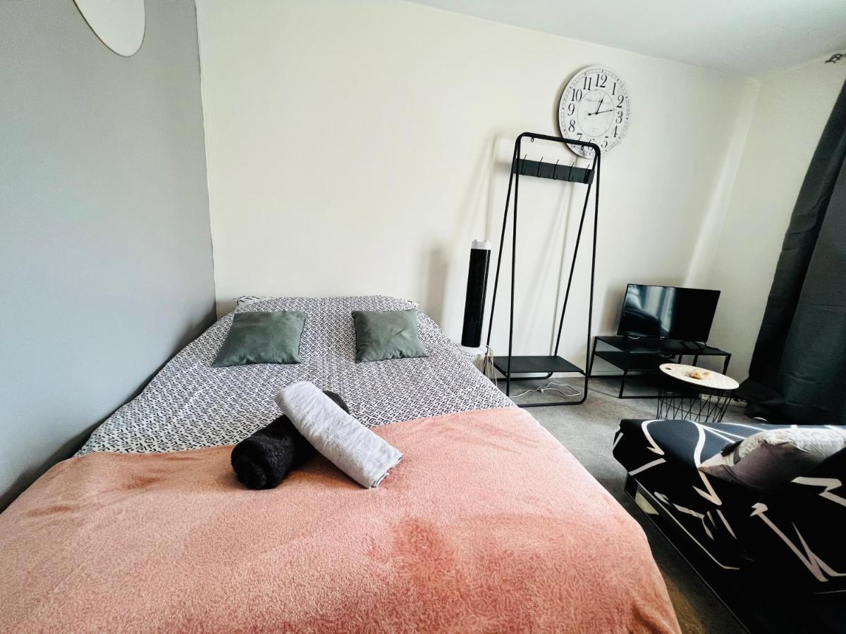 Le Gousselot Parking Metz Pompidou Un-Sejour-A-Part Apartment Екстериор снимка