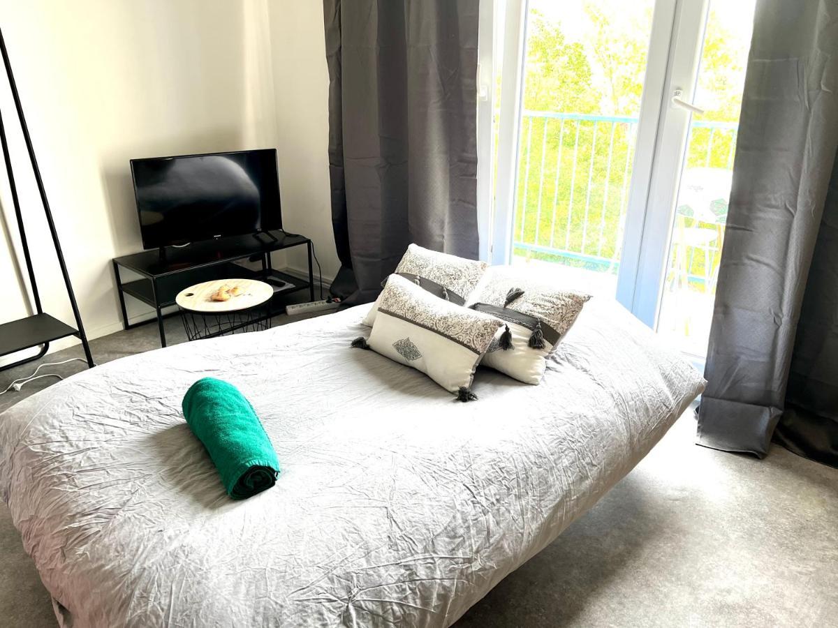 Le Gousselot Parking Metz Pompidou Un-Sejour-A-Part Apartment Екстериор снимка