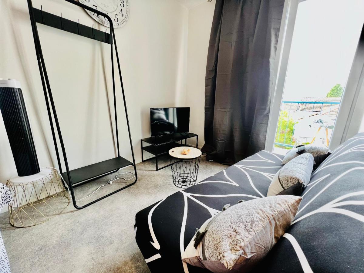 Le Gousselot Parking Metz Pompidou Un-Sejour-A-Part Apartment Екстериор снимка
